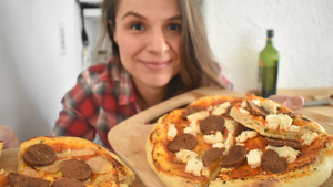 PIZZA DE PEPPERONI DESDE CERO - vegano sabrosón